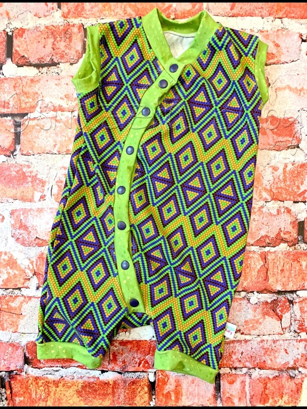 9-12m Vibrant Geometric Baby Romper in Lime & Purple